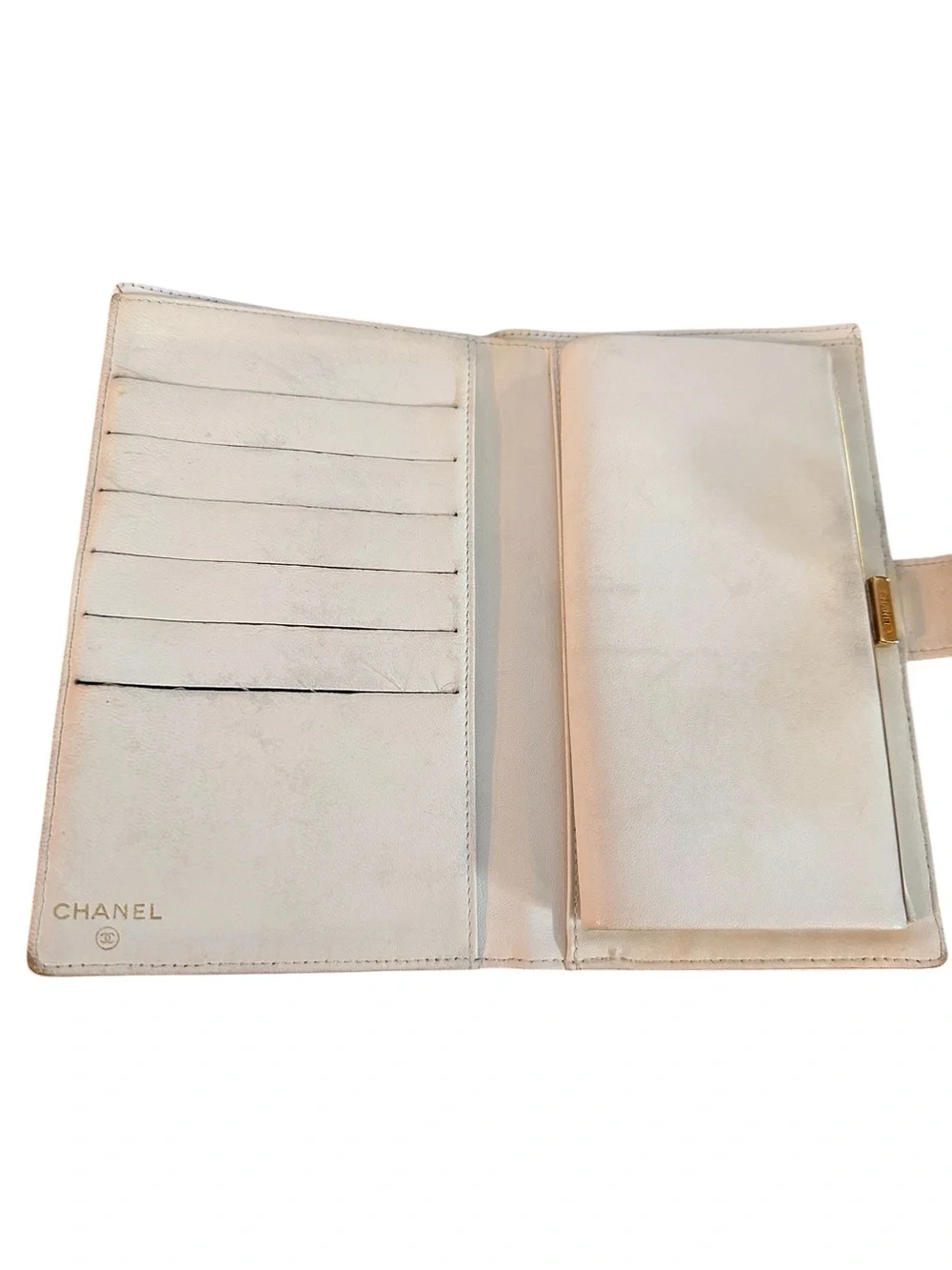 CHANEL Cream Leather CC Logo Snap Wallet